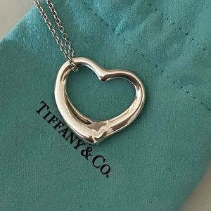 Tiffany and Co Elsa Peretti Open Heart 22mm